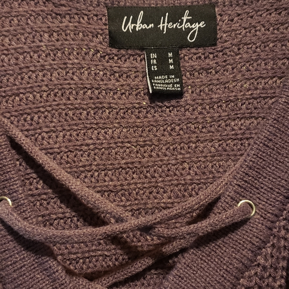 Sweater - Picture 3 of 5